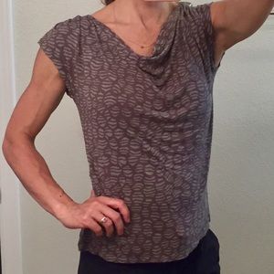 Shirt, cropped sleeves